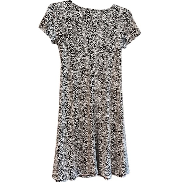 Tacera Black and White Patterned Dress - Picture 2 of 14